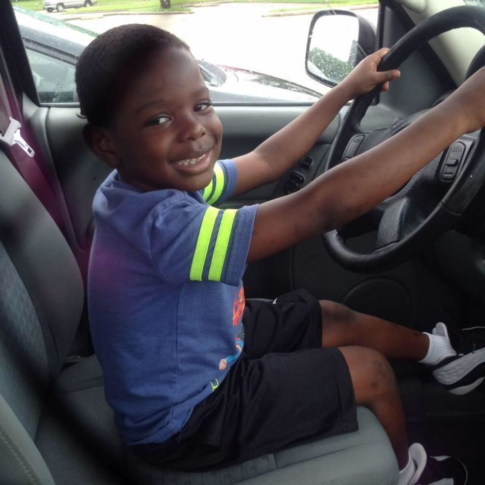 Meet your Posher, Lawrence